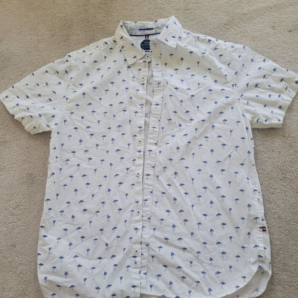 Denim & Flower Men's Slim Fit White Button-Up Shirt With Blue Flamingo Print